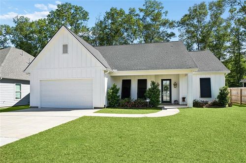4080 Monarch Ln, Covington, LA, 70433-5987 | Card Image