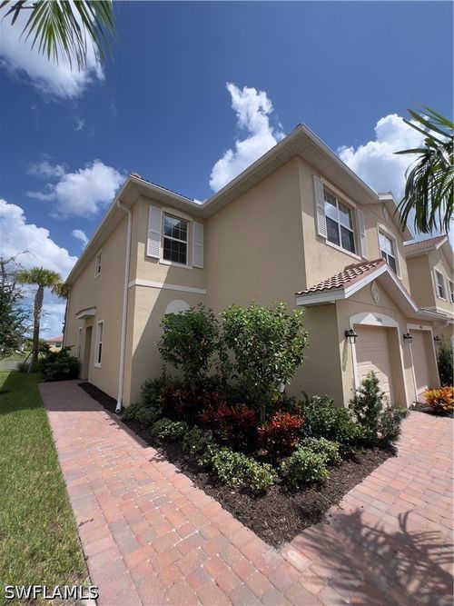 2806 Blossom Way, NAPLES, FL, 34120-5684 | Card Image