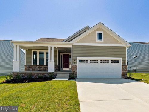 19 Golden Raintree Ct, MIDDLETOWN, DE, 19709-7610 | Card Image