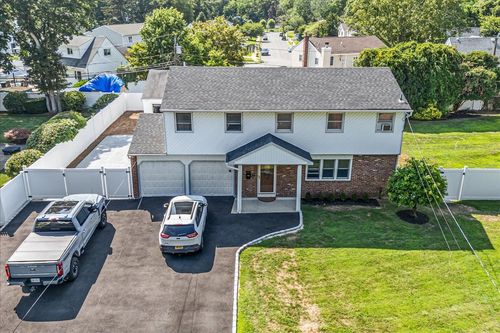 61 Andover Dr, Deer Park, NY, 11729-1018 | Card Image