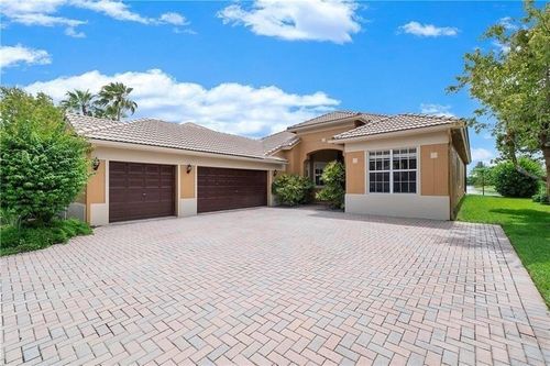 7008 Nw 111th Ter, Parkland, FL, 33076-3848 | Card Image