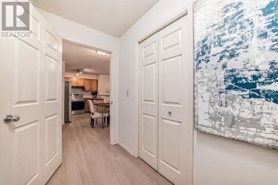 2302 - 70 Panamount Dr Nw, Condo with 2 bedrooms, 2 bathrooms and 1 parking in Calgary AB | Image 3