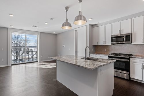 204-51 Elm St, Laconia, NH, 03246-2415 | Card Image