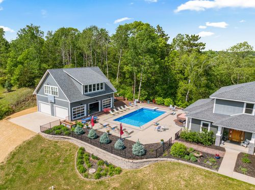 348 153rd Ave, Somerset, WI, 54025-6939 | Card Image