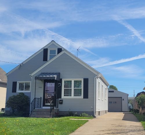 3001 Highland Rd, Erie, PA, 16506-3243 | Card Image