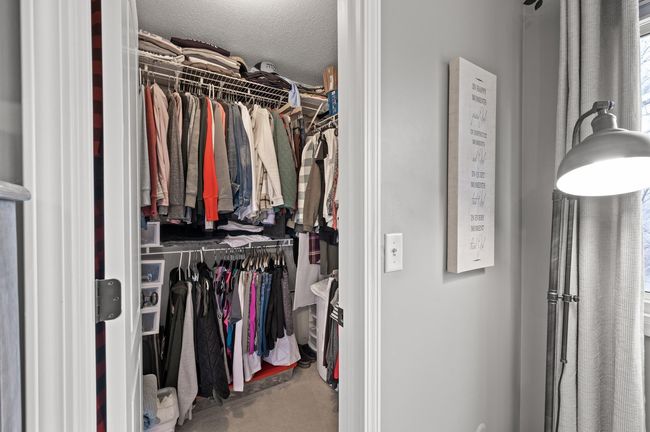 Walk In closet | Image 28