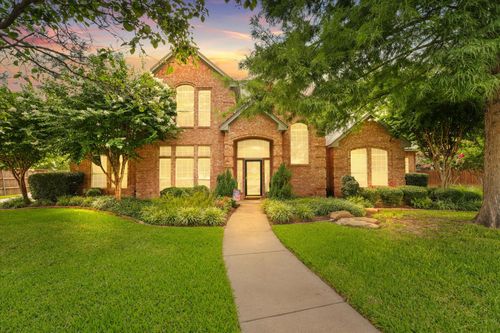 21 Wellington Oaks Cir, Denton, TX, 76210-5571 | Card Image