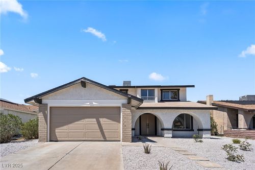 307 Balsa St, Henderson, NV, 89002-8232 | Card Image