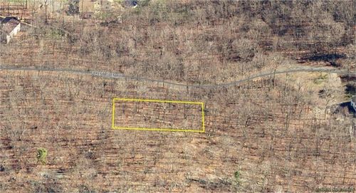 8 Elmwood Dr, Monroe, NY, 10950-4019 | Card Image