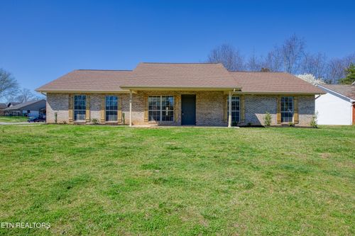 104 Maple Oak Dr, Maryville, TN, 37801-9538 | Card Image