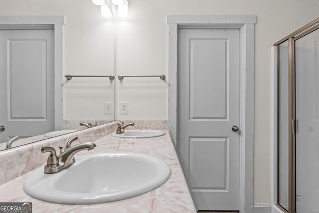 1081 Oak Hill Ln, House other with 3 bedrooms, 2 bathrooms and 2 parking in Madison GA | Image 38
