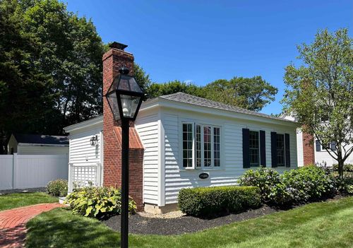 4-32 Cable Rd, Rye, NH, 03870-2411 | Card Image