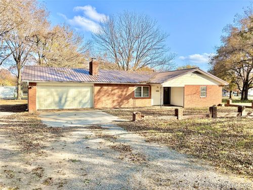 1000 Bermuda Dr, Stigler, OK, 74462-1529 | Card Image