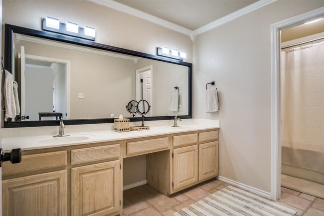 101 Eagle Pt, Condo with 2 bedrooms, 2 bathrooms and null parking in Graford TX | Image 21