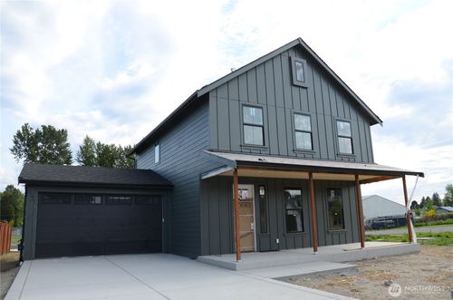 627 Legacy Way, Sedro Woolley, WA, 98284-5502 | Card Image