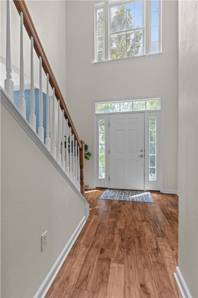 543 Shrader St, House other with 4 bedrooms, 4 bathrooms and 2 parking in Springdale PA | Image 4