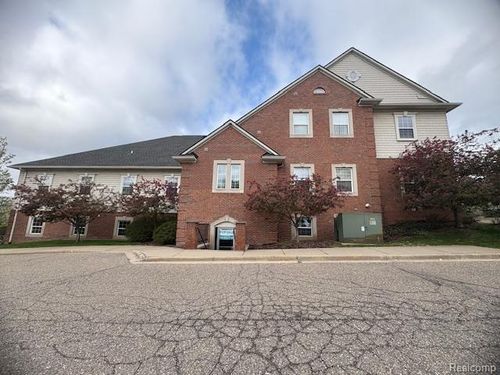 8-1550 N Milford Rd, Milford, MI, 48381-1058 | Card Image