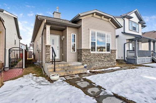 1211 Everridge Dr Sw, Calgary, AB, T2Y4T2 | Card Image