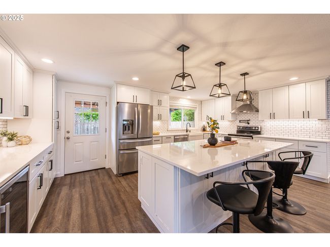 2677 Chad Dr, House other with 3 bedrooms, 2 bathrooms and 2 parking in Eugene OR | Image 13