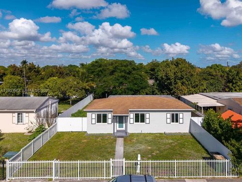 1265 Ne 142nd St, North Miami, FL, 33161-2522 | Card Image