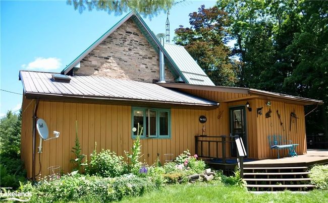 9717 Highway 118, House other with 2 bedrooms, 2 bathrooms and 8 parking in Algonquin Highlands ON | Image 29