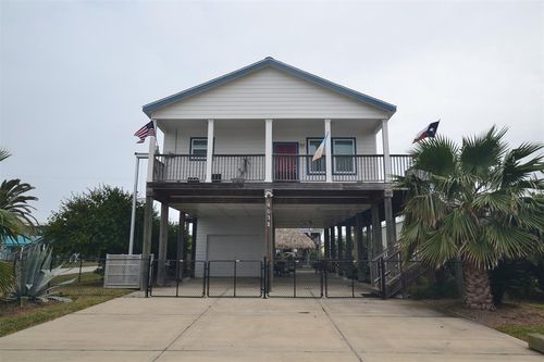 4031 Hardin Dr, Galveston, TX, 77554 | Card Image
