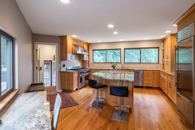 48 Andrews Rd, House other with 6 bedrooms, 6 bathrooms and 5 parking in Guilford CT | Image 11