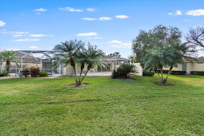 7747 Se Spicewood Cir, Home with 2 bedrooms, 2 bathrooms and null parking in Hobe Sound FL | Image 24