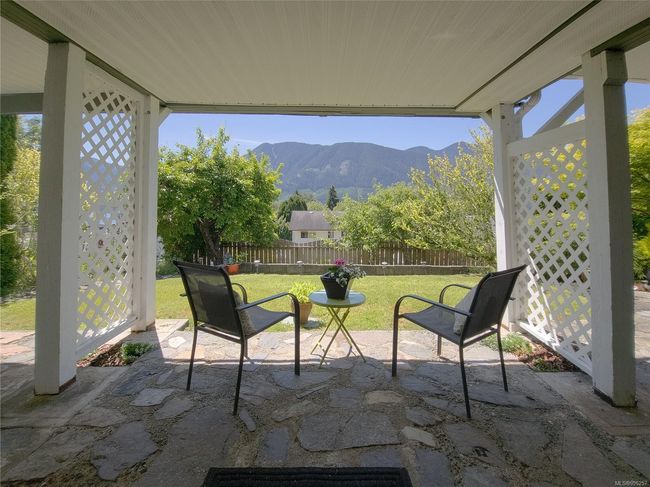 Private patio for B&B | Image 40