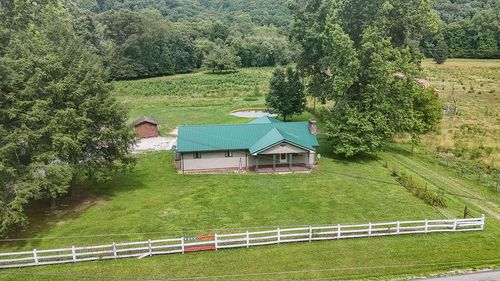 9940 Cranston Rd, Morehead, KY, 40351-9520 | Card Image
