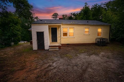 124 Crosby Cir, Greenville, SC, 29605-1306 | Card Image