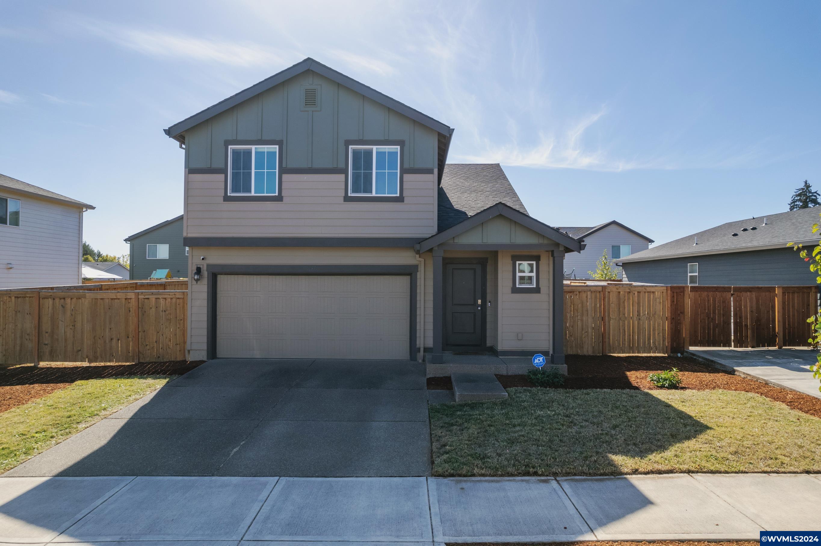 Navigation Ave, Salem, OR 97305