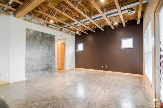 100 Silo Pl, Condo with 3 bedrooms, 3 bathrooms and null parking in Manhattan KS | Image 6