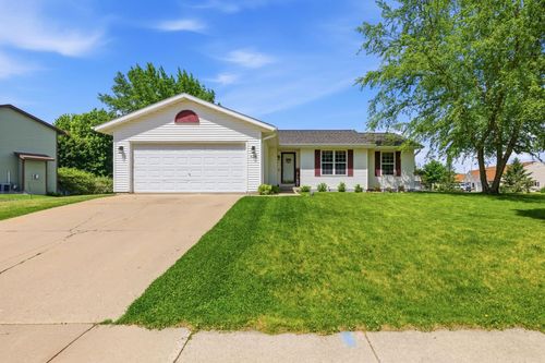 626 Meadowview Lane, Marshall, WI, 53559 | Card Image