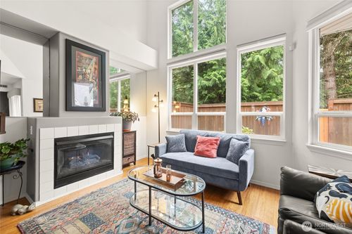 w106-1600 121st St Se, Everett, WA, 98208-7901 | Card Image