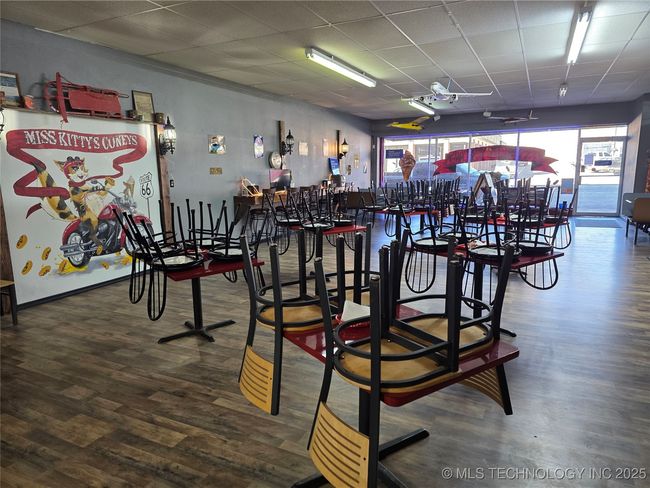 101 S Main St, Home with 0 bedrooms, 0 bathrooms and null parking in Bristow OK | Image 13