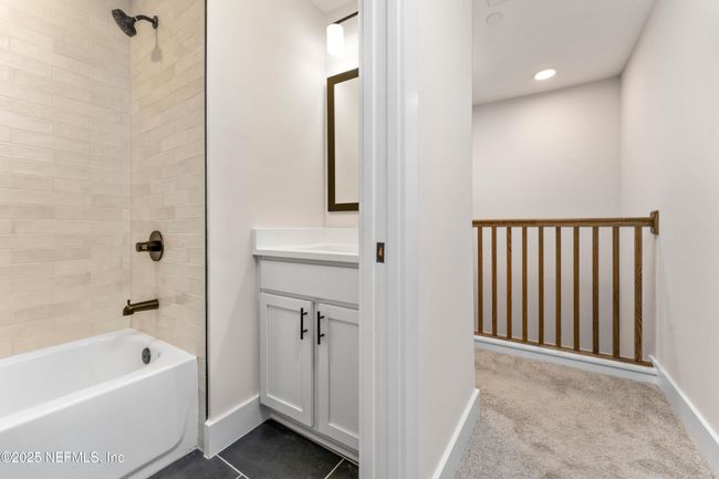 *Photo is of the same floor plan, different unit in building. Some finishes may slightly differ.* | Image 18