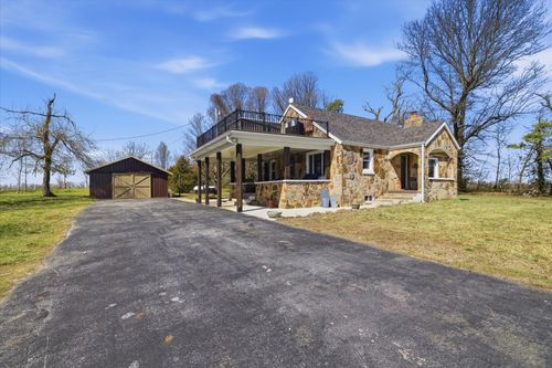 2015 S Farm Road 107, Springfield, MO, 65802-7764 | Card Image