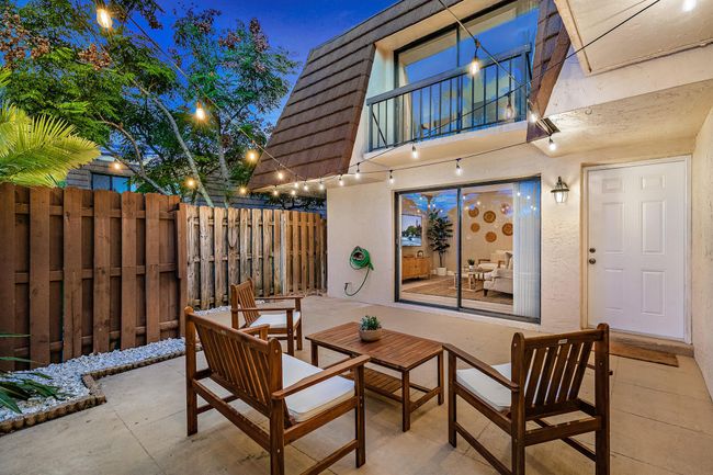 APT-12D - 825 Center St, Townhouse with 2 bedrooms, 3 bathrooms and null parking in Jupiter FL | Image 25