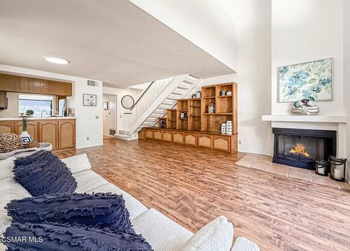 unit-f-5720 Skyview Way, Agoura Hills, CA, 91301-1696 | Card Image