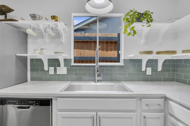 9831 Briar Ridge Dr, House other with 3 bedrooms, 2 bathrooms and 4 parking in Austin TX | Image 13