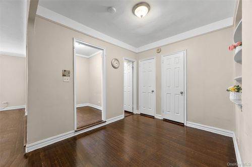 620-99 67th Rd, Forest Hills, NY, 11375 | Card Image