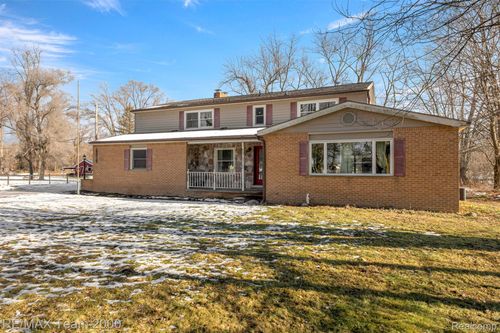 15615 Martinsville Rd, Van Buren Twp, MI, 48111-3071 | Card Image