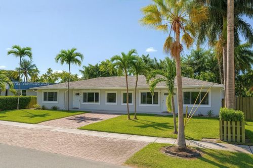 236-238 NE 1st St, Dania Beach, FL, 33004 | Card Image