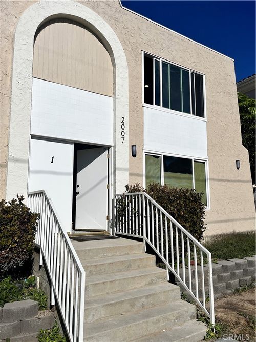 1-2007 Huntington, Redondo Beach, CA, 90278 | Card Image