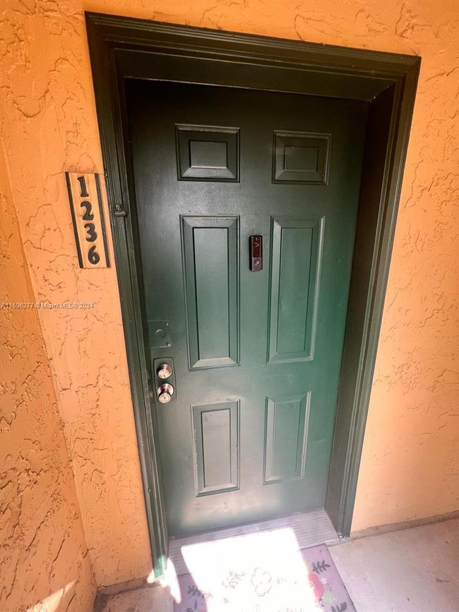 APT-1236 - 733 Riverside Dr, Condo with 1 bedrooms, 1 bathrooms and null parking in Coral Springs FL | Image 4