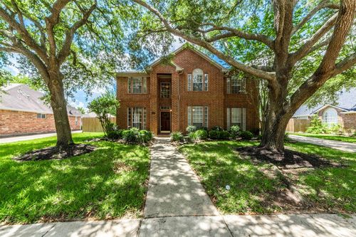 2608 Leroy St, Pearland, TX, 77581-6366 | Card Image