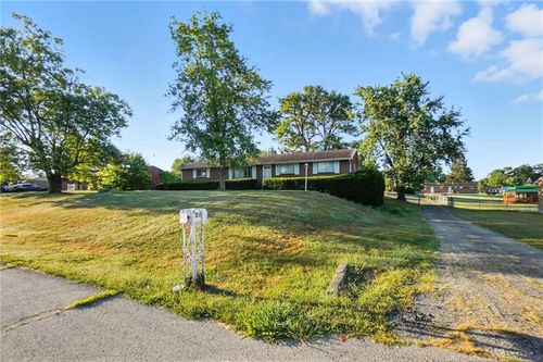 151 Chestnut Ave, Carlisle, OH, 45005-5801 | Card Image