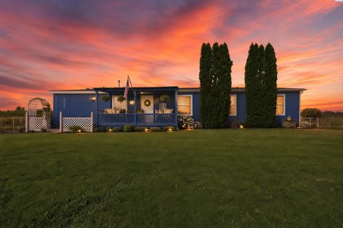 43808 E Mountain Pl, Benton City, WA, 99320-7834 | Card Image