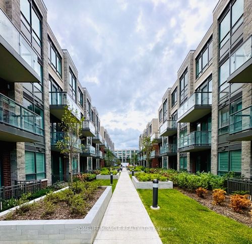 375-65 Attmar Dr, Brampton, ON, L6P0Y6 | Card Image